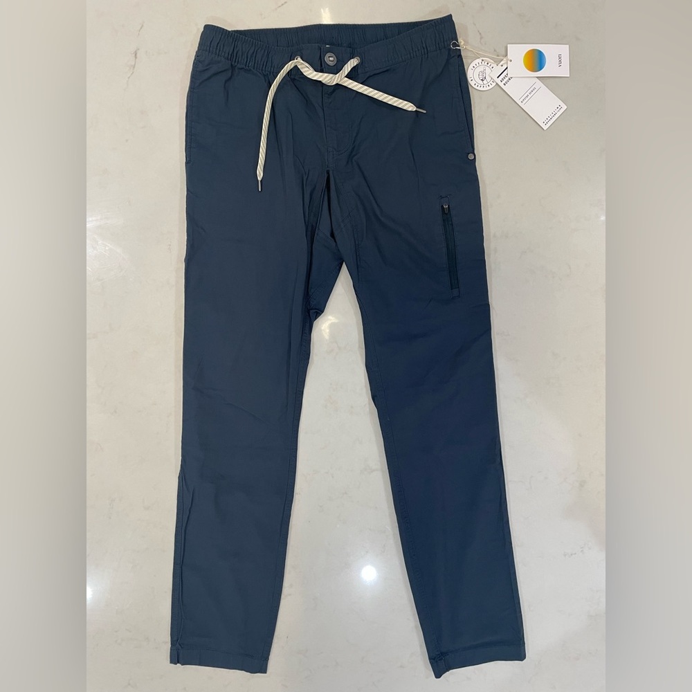 NWT Men’s Large Vuori Ripstop Navy Pants